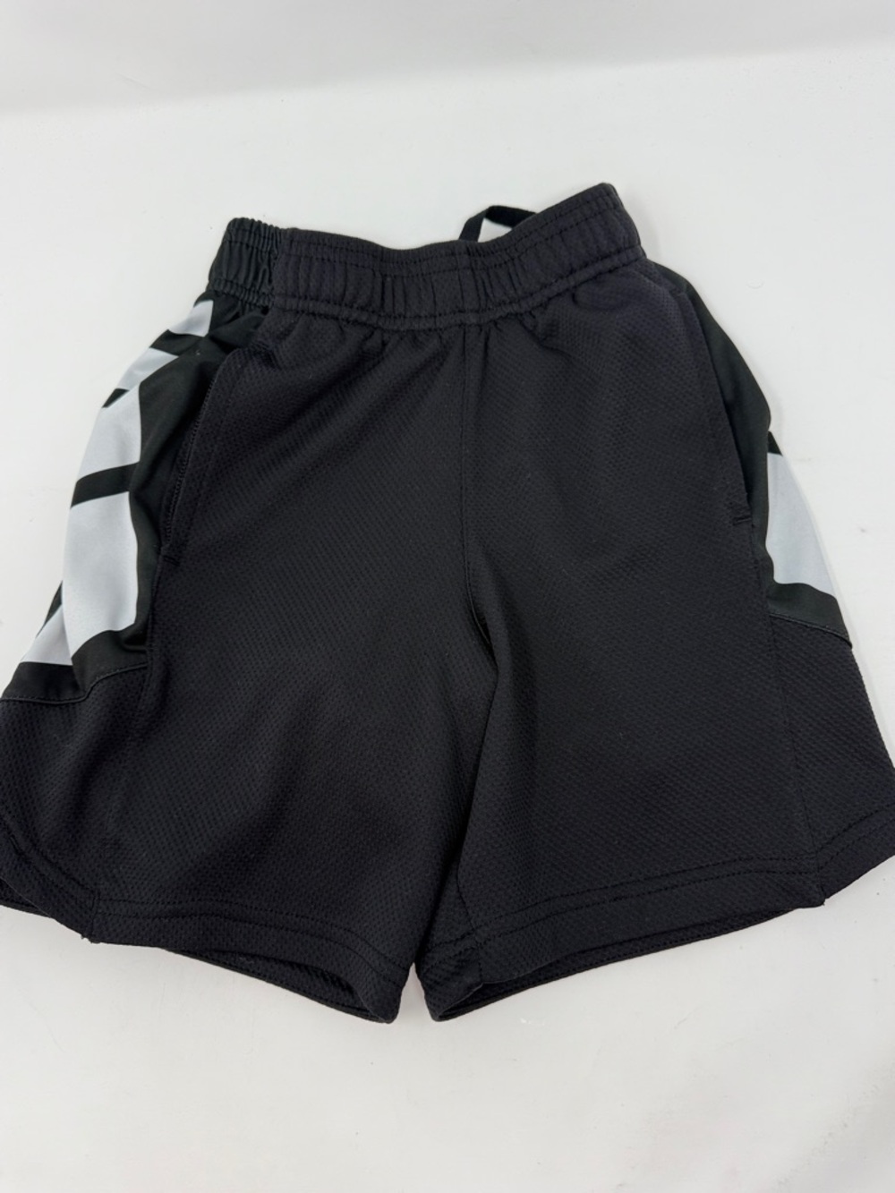 Champion Kid’s Black Athletic Shorts with pockets size 6-7